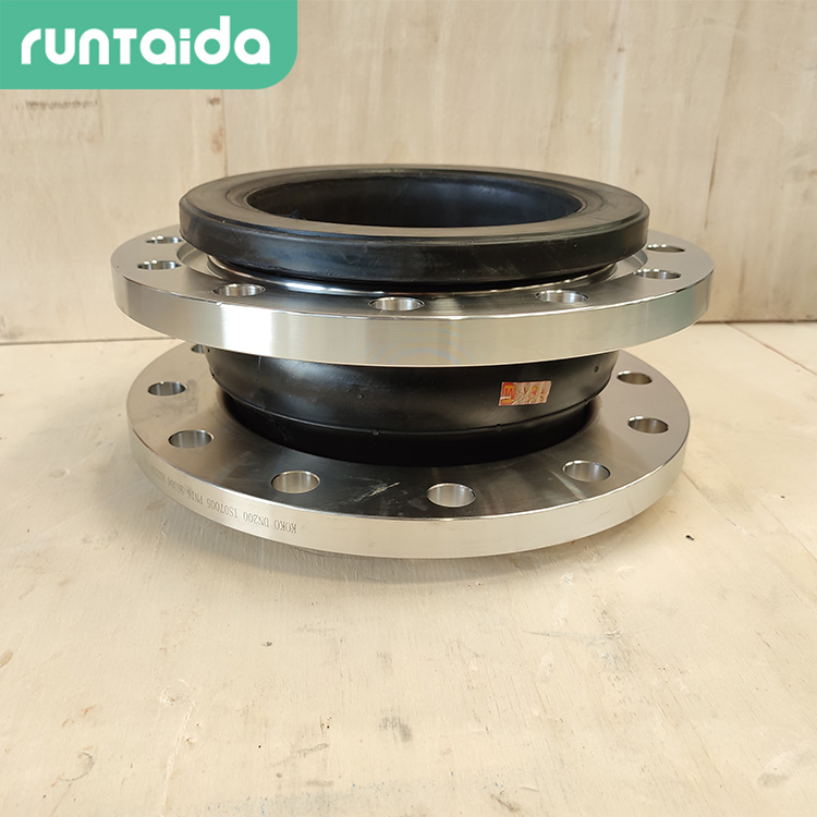 耐海水橡（xiàng）膠軟接頭